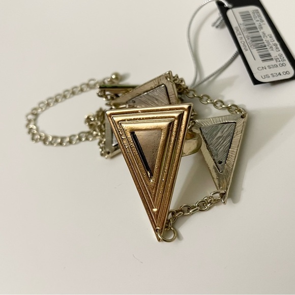 Bebe Triangular Tribal Hand Jewelry Ring Hand Chain - Picture 15 of 15